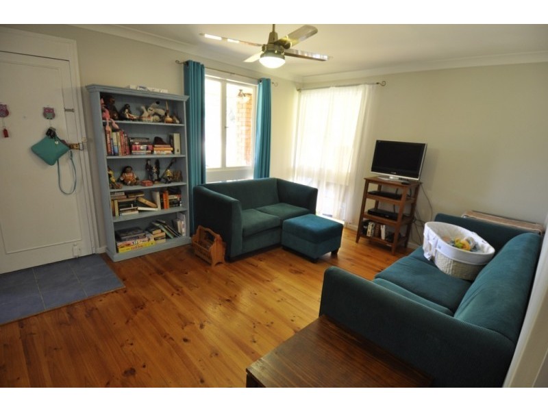 11 Gostwych Avenue, Woodberry NSW 2322