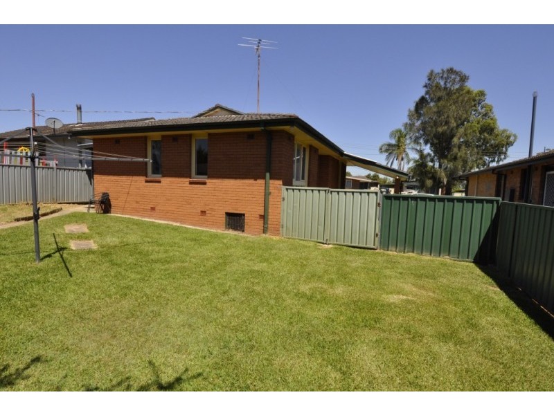 11 Gostwych Avenue, Woodberry NSW 2322