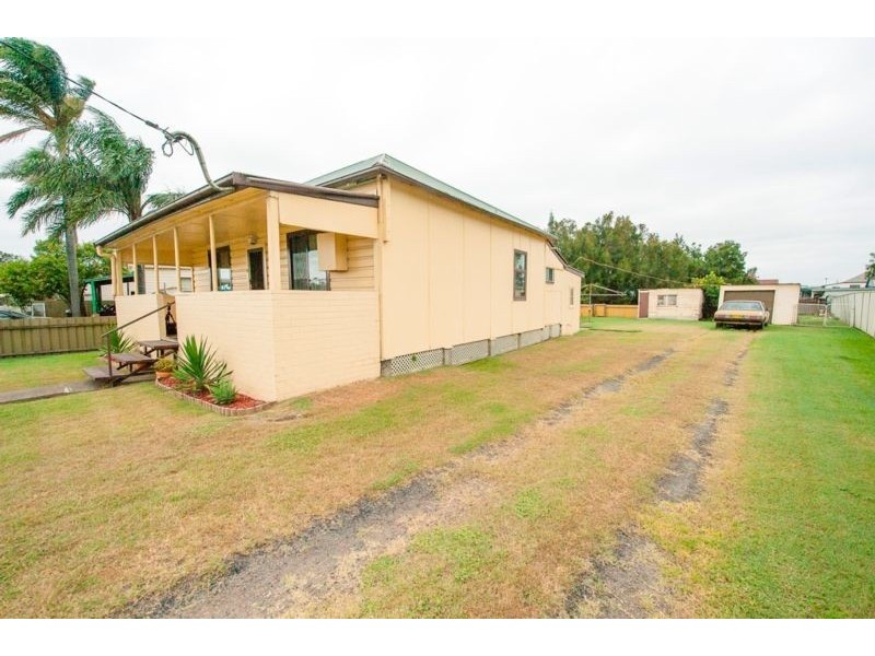 19 Maitland Road, Hexham NSW 2322