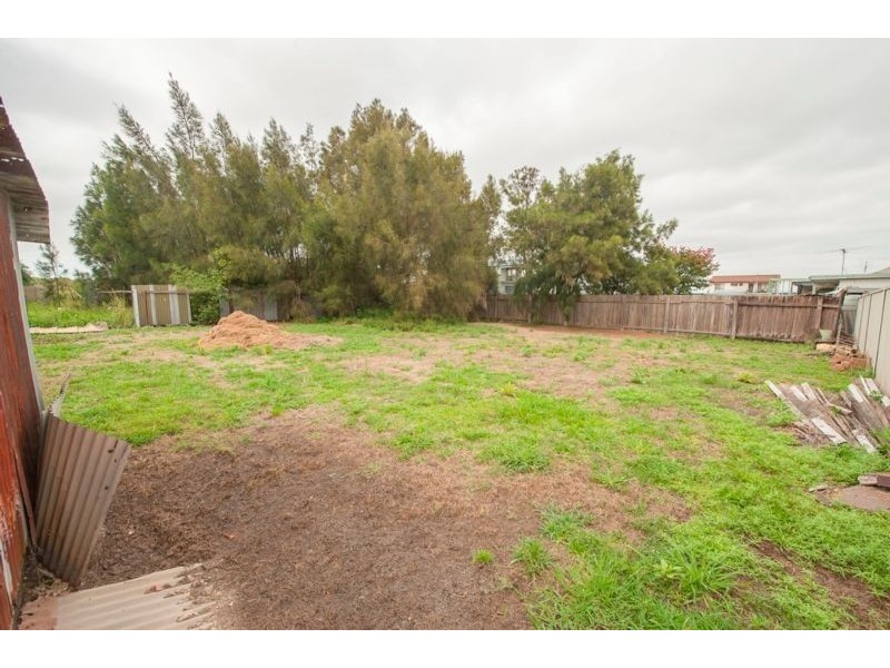 19 Maitland Road, Hexham NSW 2322
