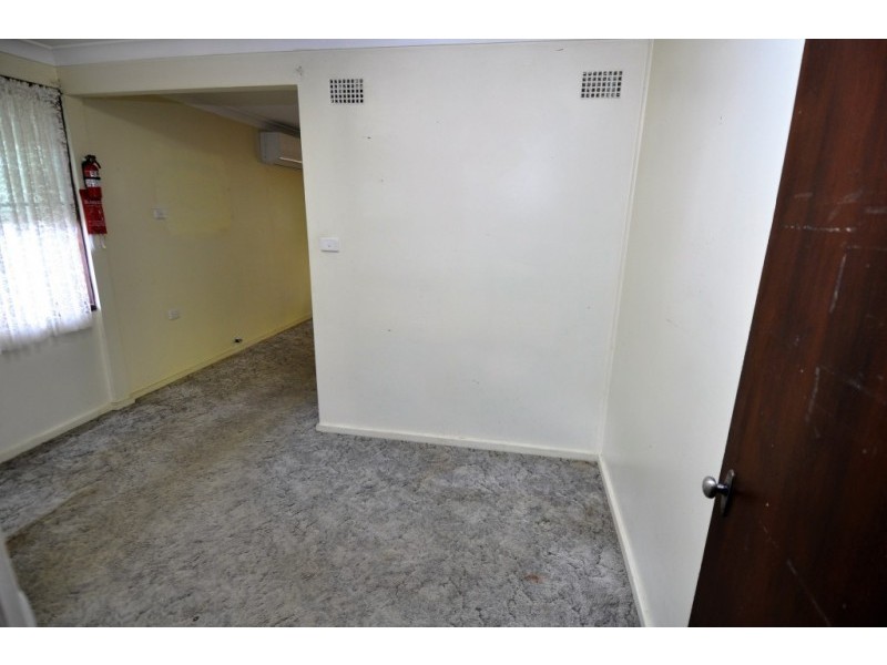 13 Gostwych Avenue, Woodberry NSW 2322