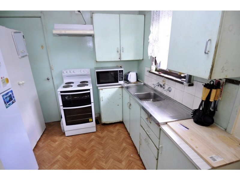 13 Gostwych Avenue, Woodberry NSW 2322