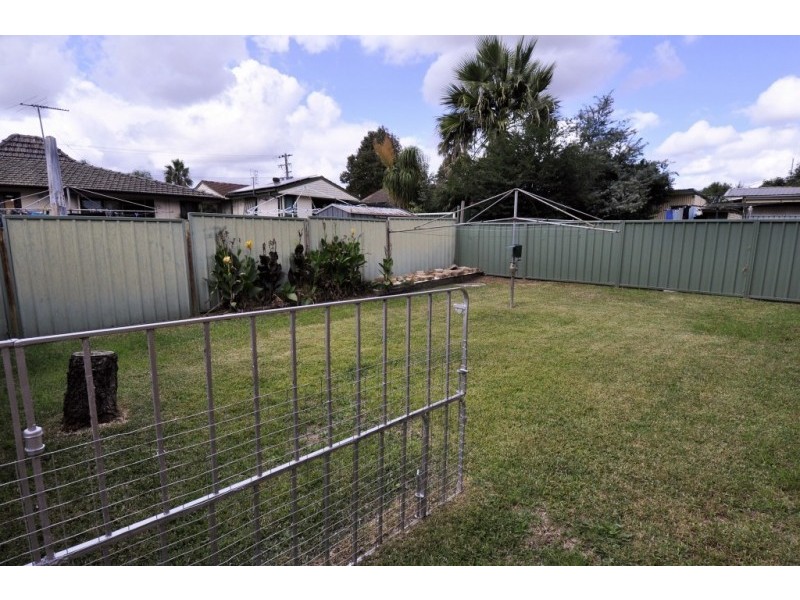 13 Gostwych Avenue, Woodberry NSW 2322