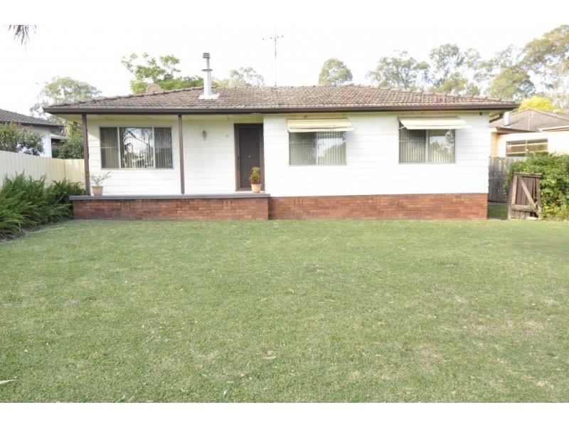 19 Osborne Close, Thornton NSW 2322