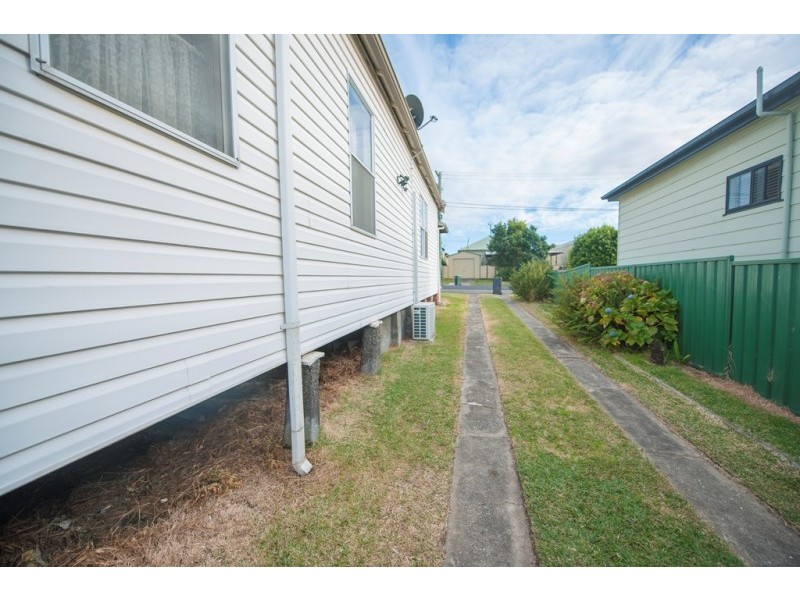 11 Narara Road, Adamstown NSW 2289