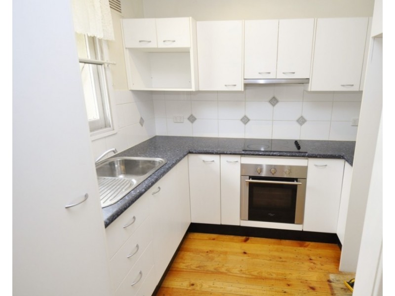 10 Greenway Avenue, Woodberry NSW 2322