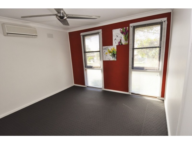 10 Greenway Avenue, Woodberry NSW 2322