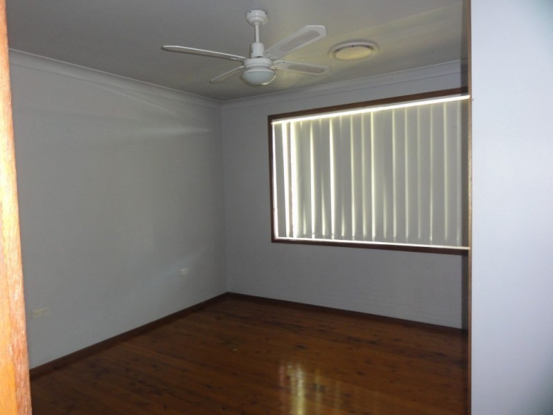 36 Burgess Parade, Tarro NSW 2322