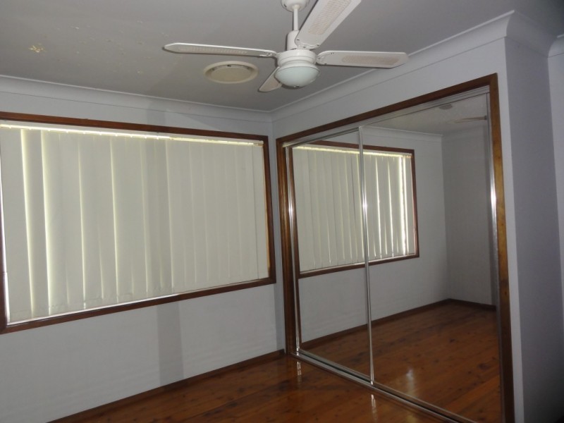 36 Burgess Parade, Tarro NSW 2322