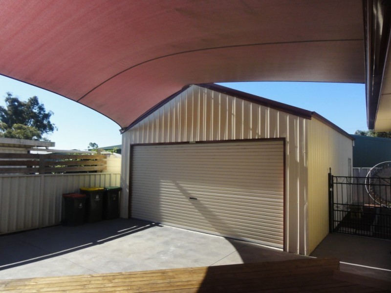 36 Burgess Parade, Tarro NSW 2322