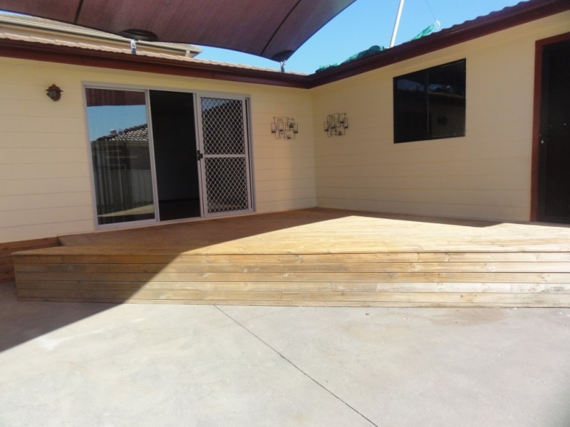 36 Burgess Parade, Tarro NSW 2322