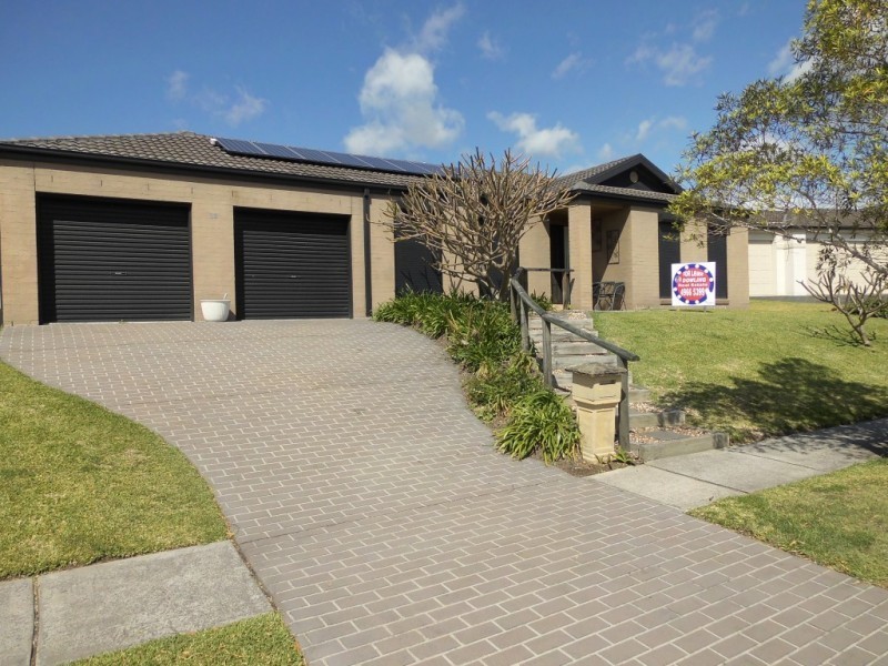 92 Worchester Drive, East Maitland NSW 2323