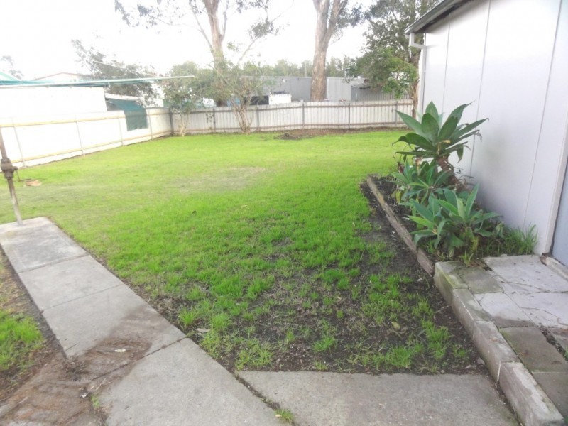 13 Byron Street, Beresfield NSW 2322