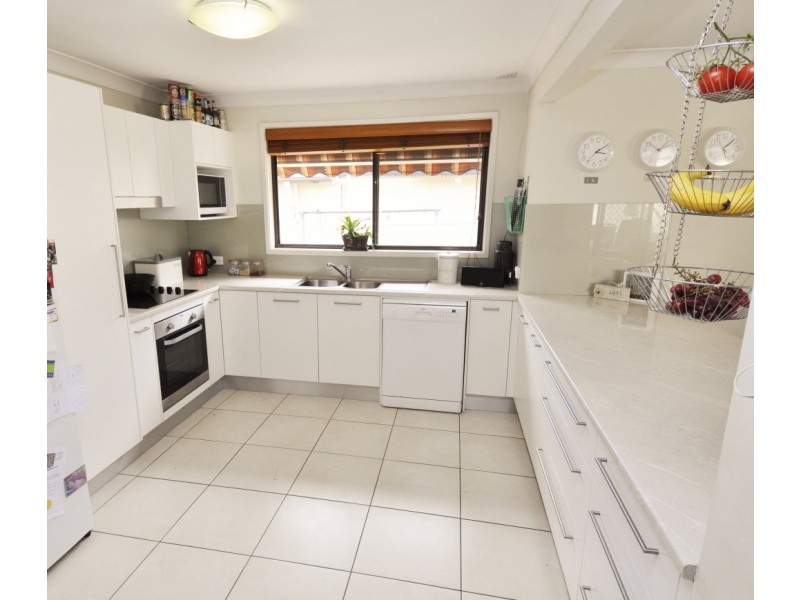 5 Taylor Avenue, Thornton NSW 2322