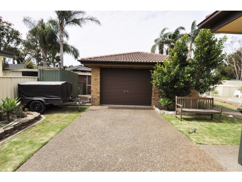 5 Taylor Avenue, Thornton NSW 2322