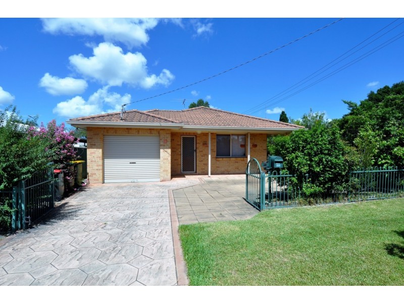 11 Railway Parade, Beresfield NSW 2322