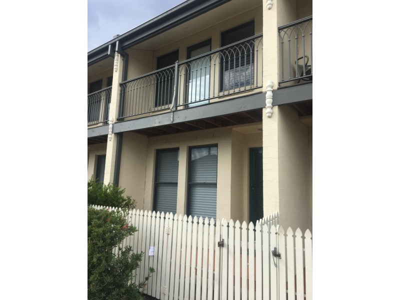 3/41 Ken Tubman Drive, Maitland NSW 2320