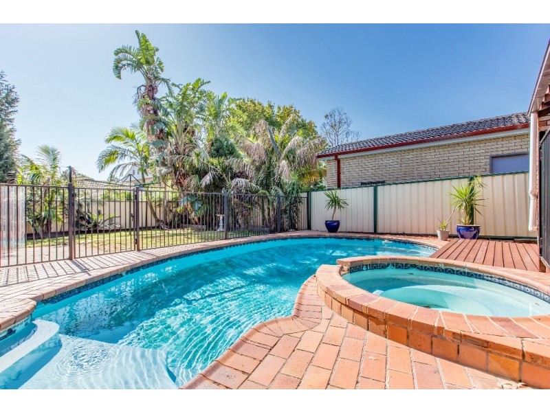 48 Chelmsford Drive, Metford NSW 2323