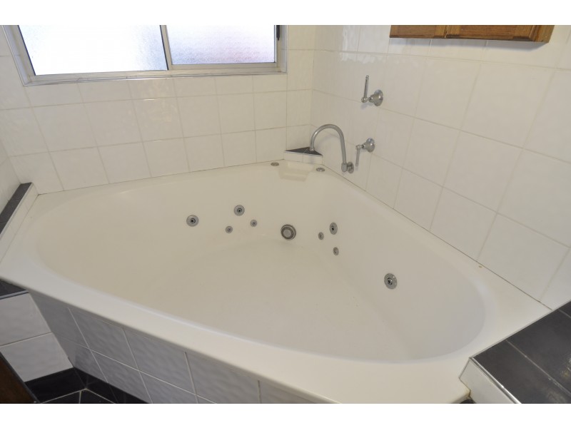 27 Ruby Close, Tarro NSW 2322