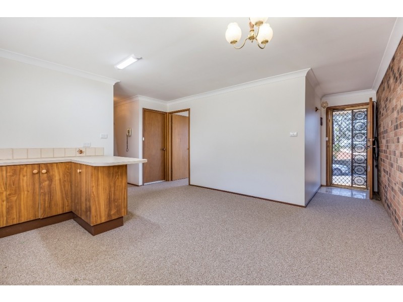 2 Hawkins Street, Rutherford NSW 2320