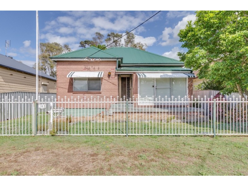 183 Old Maitland Road, Hexham NSW 2322