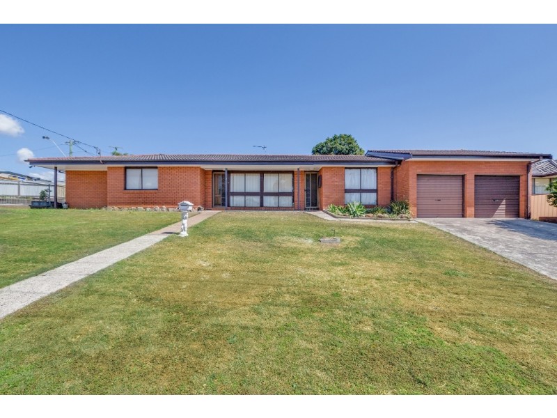 2a Hawkins Street, Rutherford NSW 2320