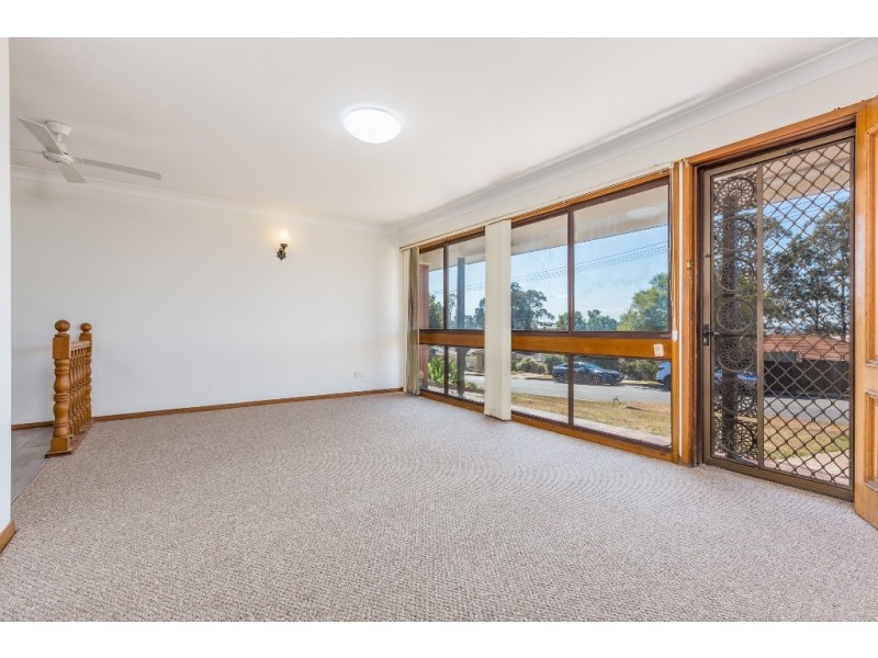 2a Hawkins Street, Rutherford NSW 2320