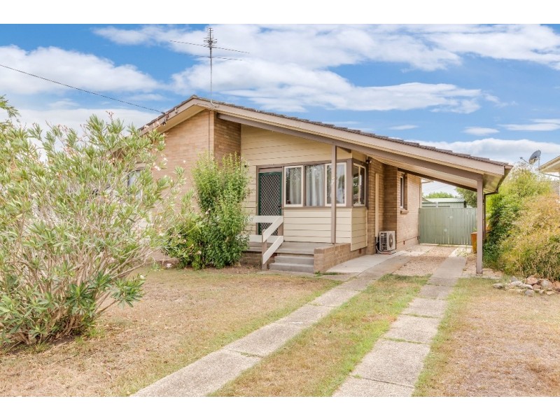 17 Segenhoe Street, Woodberry NSW 2322