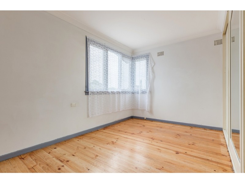 17 Segenhoe Street, Woodberry NSW 2322