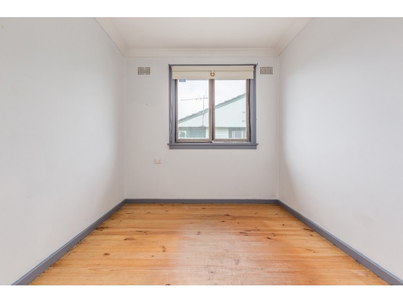 17 Segenhoe Street, Woodberry NSW 2322