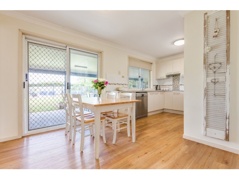37 Frewin Avenue, Woodberry NSW 2322