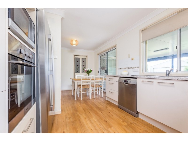 37 Frewin Avenue, Woodberry NSW 2322