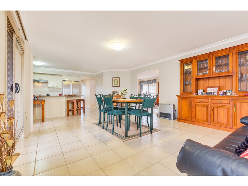 32 Sandalwood Avenue, Thornton NSW 2322