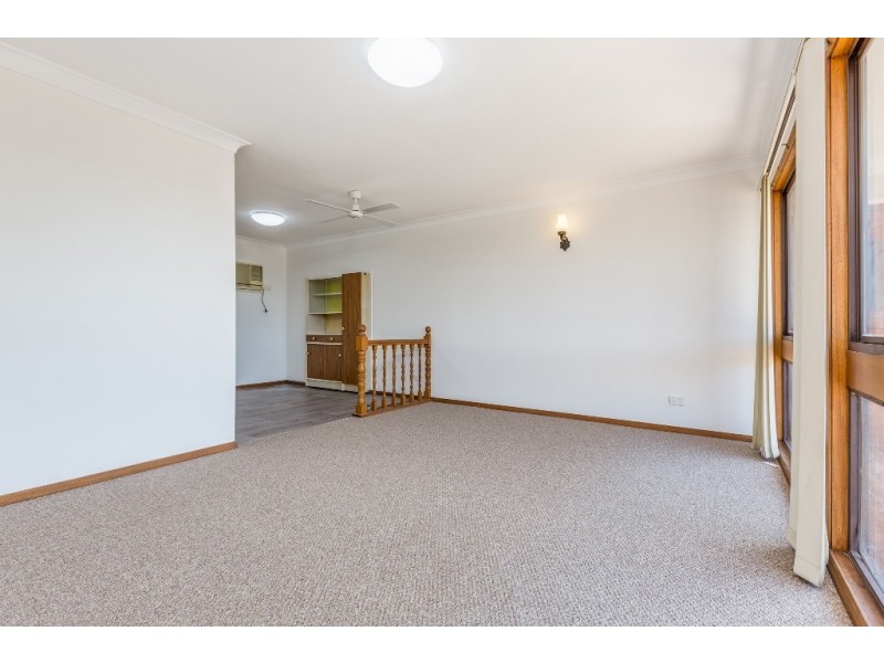 2a Hawkins Street, Rutherford NSW 2320