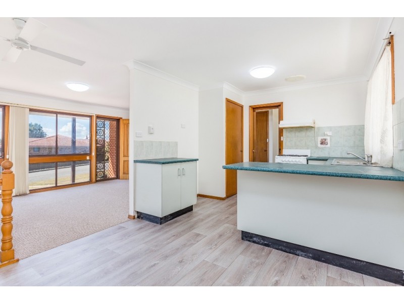 2a Hawkins Street, Rutherford NSW 2320