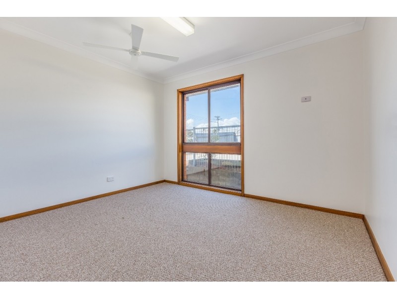 2a Hawkins Street, Rutherford NSW 2320