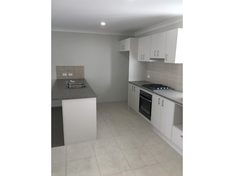 6 Skylark Avenue, Thornton NSW 2322