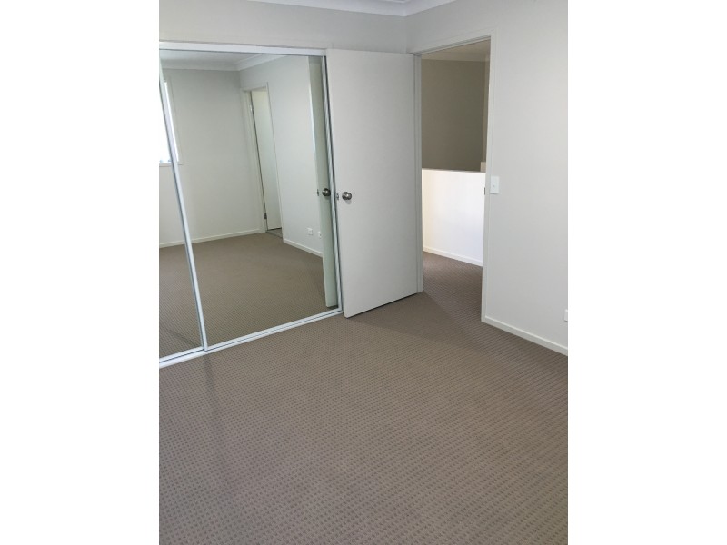 6 Skylark Avenue, Thornton NSW 2322