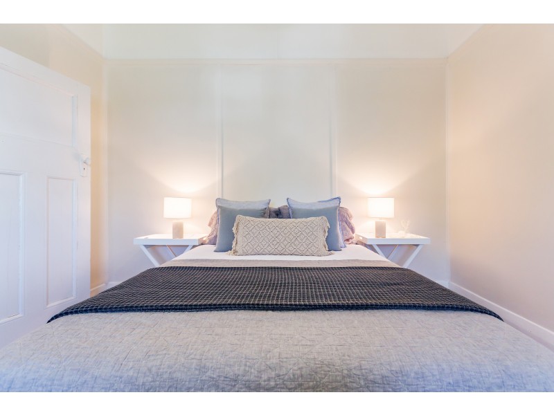 11 Narara Road, Adamstown NSW 2289