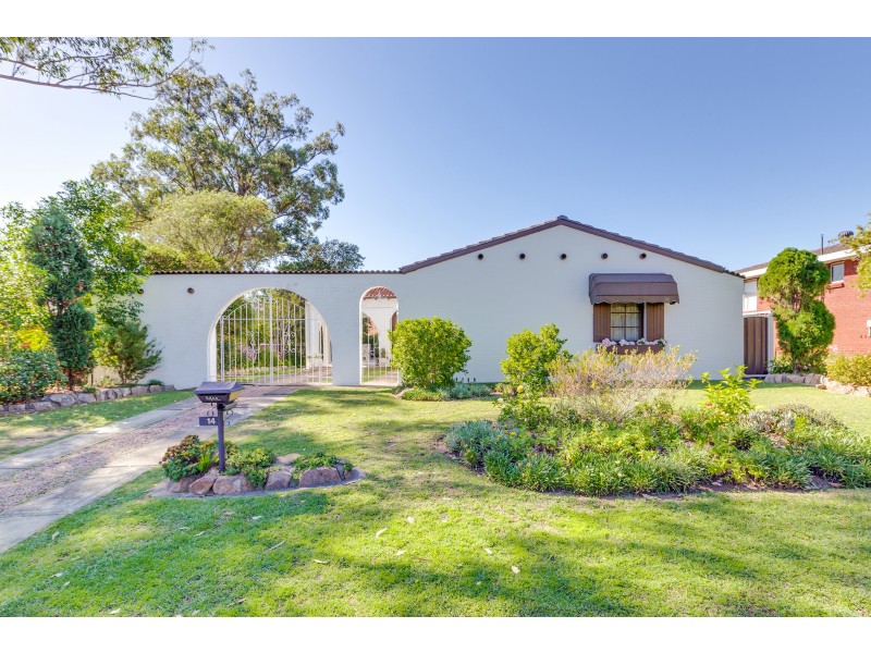 14 Verdant Drive, East Maitland NSW 2323
