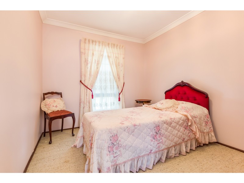 14 Verdant Drive, East Maitland NSW 2323