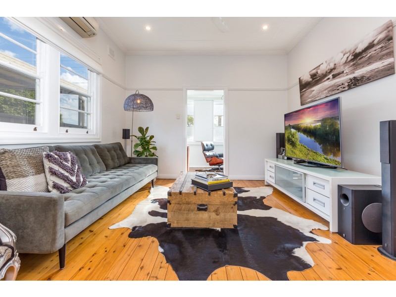 15 Eighth Street, Adamstown NSW 2289