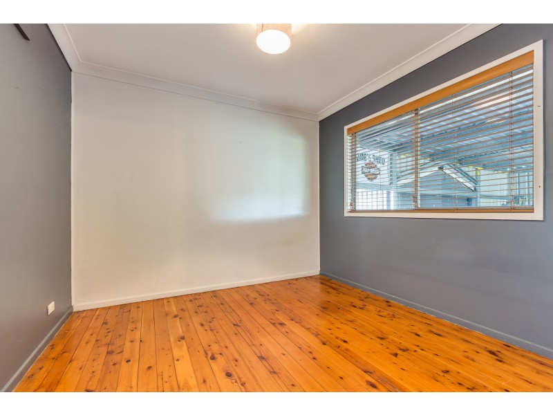 53 Curlew Crescent, Woodberry NSW 2322