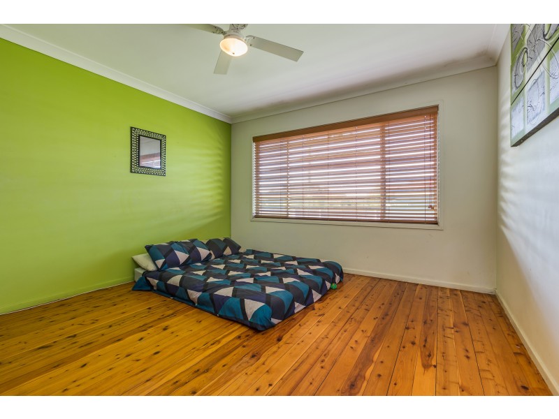 53 Curlew Crescent, Woodberry NSW 2322