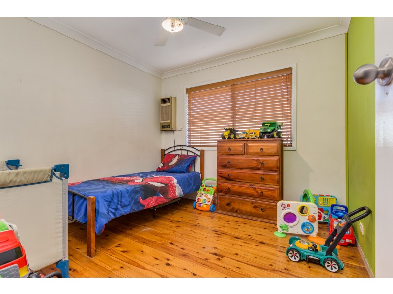 53 Curlew Crescent, Woodberry NSW 2322