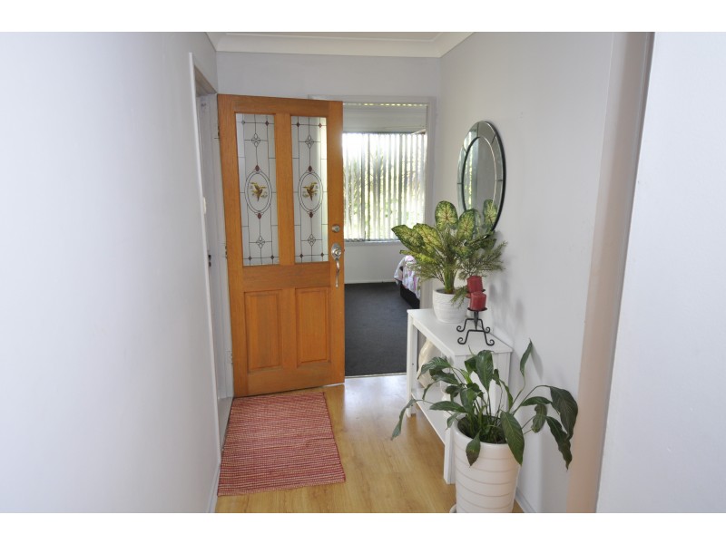 16 Swallow Avenue, Woodberry NSW 2322