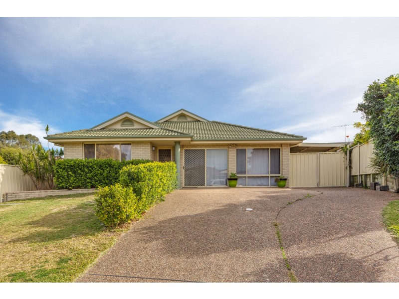 12 Whiteley Avenue, Metford NSW 2323