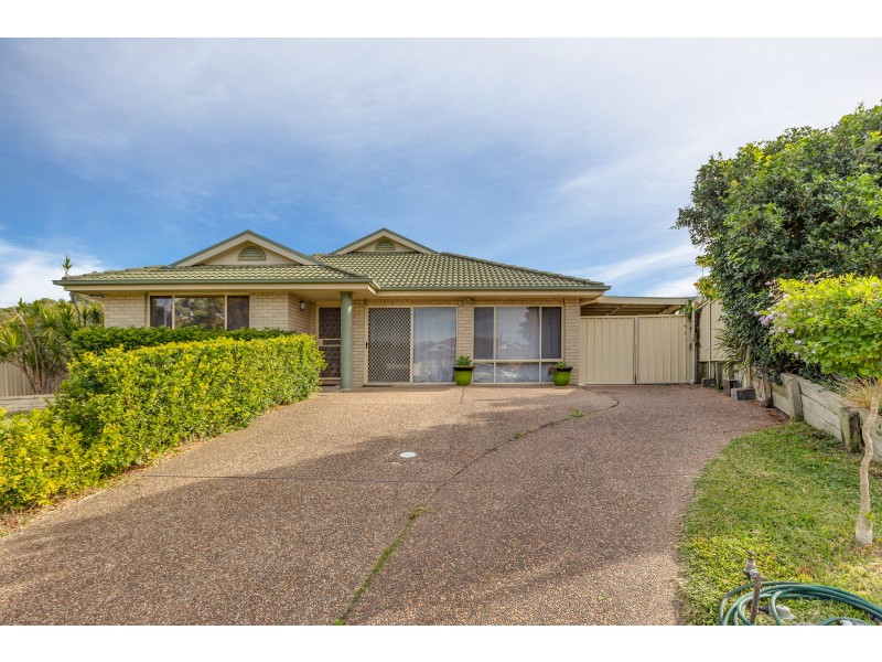 12 Whiteley Avenue, Metford NSW 2323