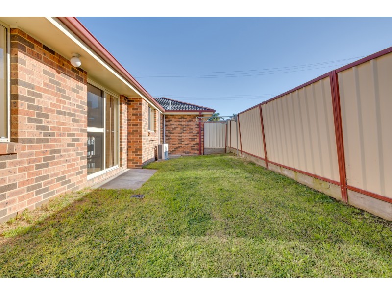 2/24 Railway Avenue, Thornton NSW 2322