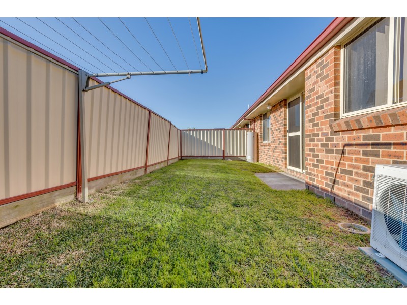 2/24 Railway Avenue, Thornton NSW 2322
